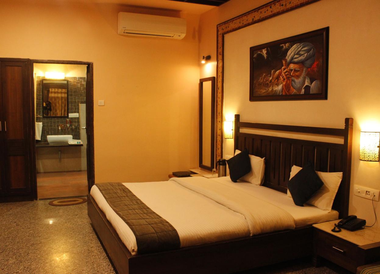 Hotel Mount Regency Mount Âbû Extérieur photo