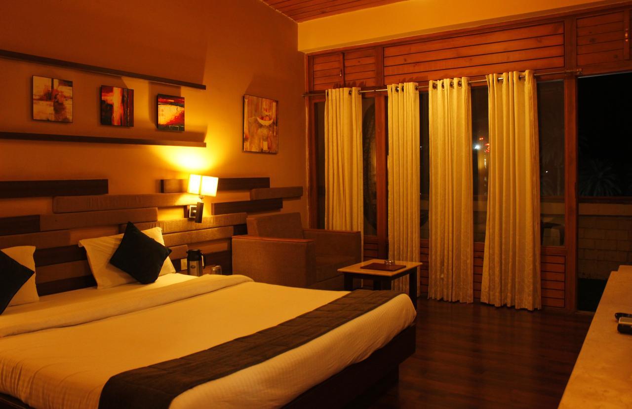 Hotel Mount Regency Mount Âbû Extérieur photo