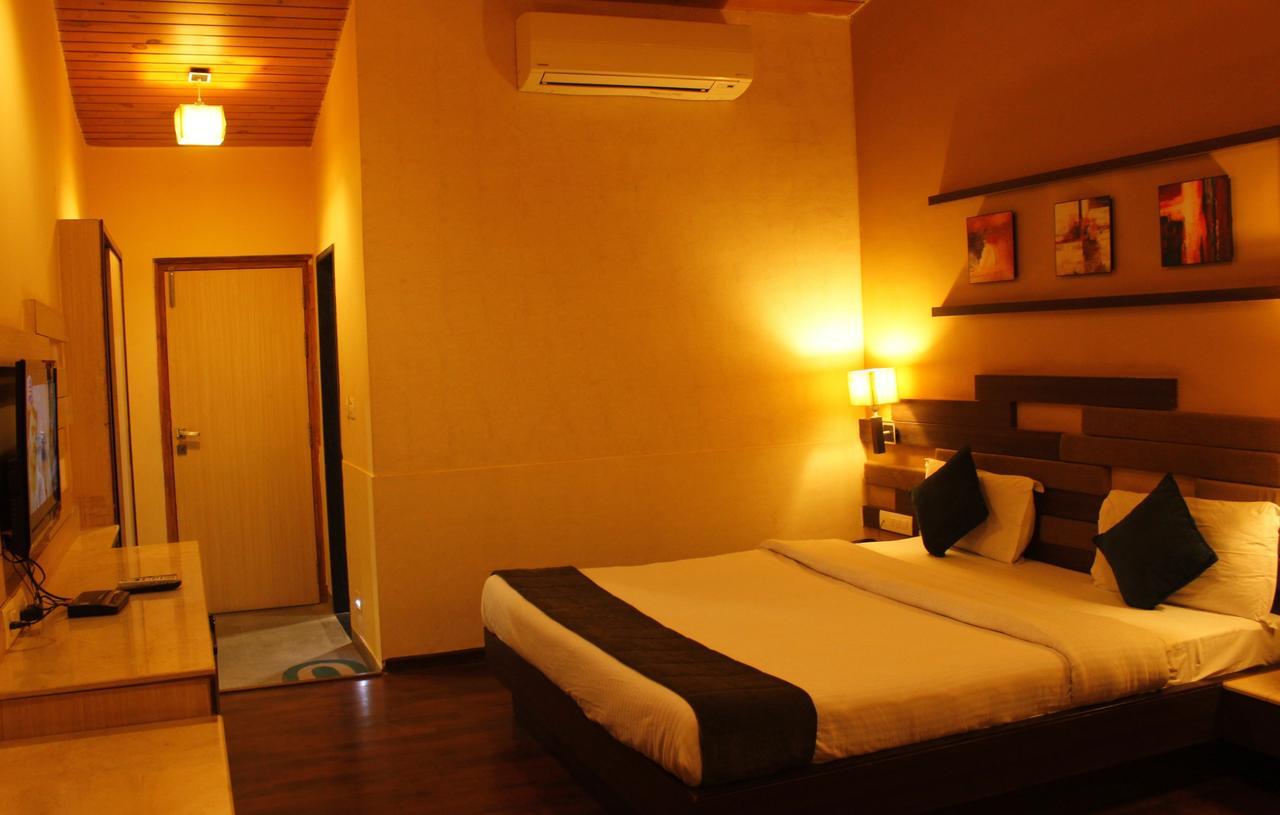 Hotel Mount Regency Mount Âbû Extérieur photo